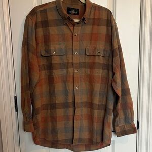 Men’s Large Plaid Button-Up Shirt
